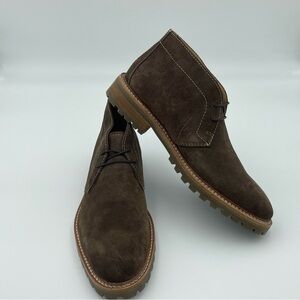 Curatore Men SZ 8 Chocolate Chukka Boots- Full Grain Italian Suede-MSRP $425-NEW